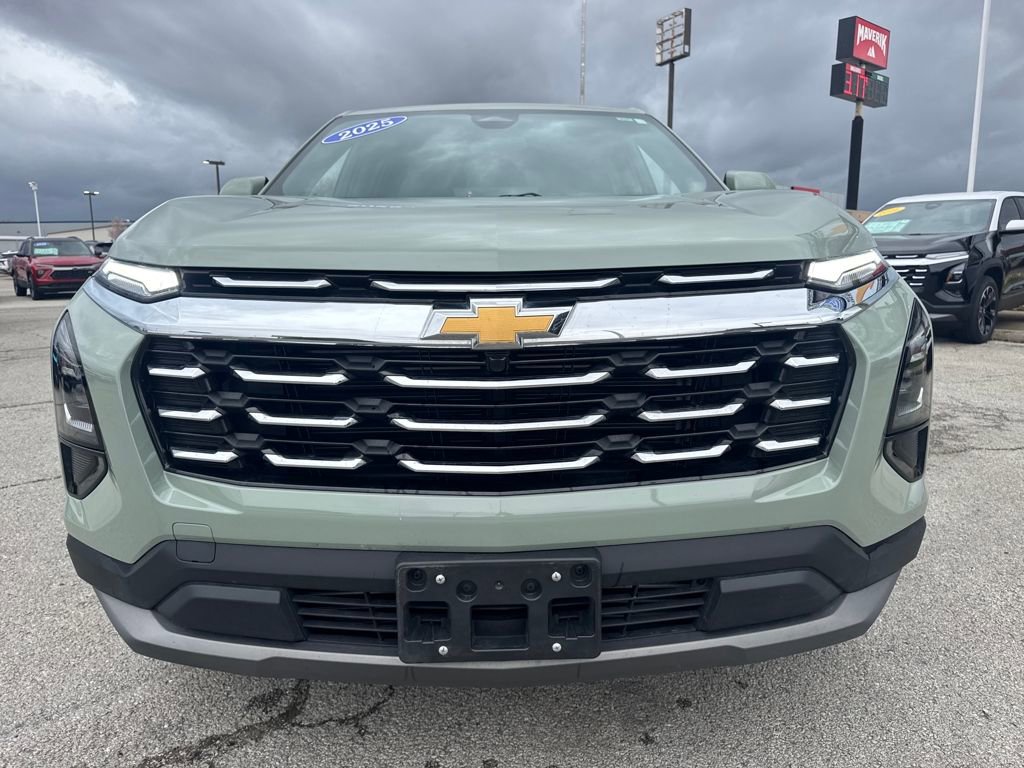 Used 2025 Chevrolet Equinox LT image 10