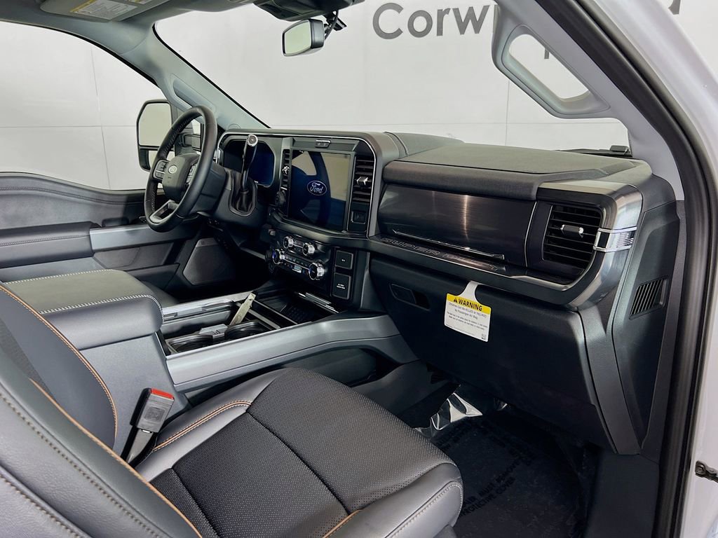 New 2025 Ford F350 Lariat w/ Lariat Ultimate Package image 31