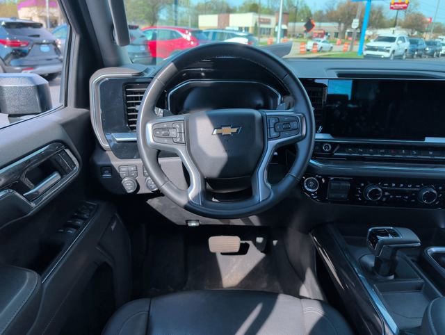 Certified 2024 Chevrolet Silverado 1500 LTZ w/ LTZ Convenience Package II AWD/4WD video 2