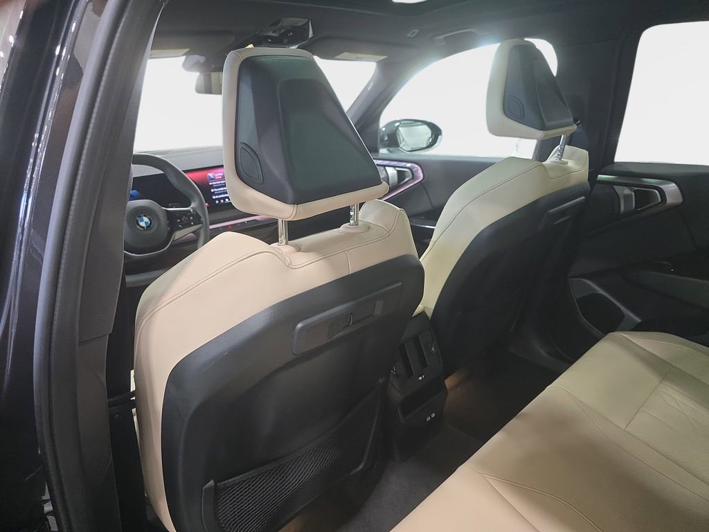 Certified 2026 BMW X3 xDrive30 w/ Premium Package AWD/4WD image 12