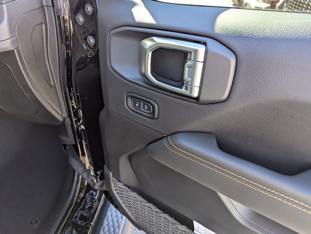 New 2026 Jeep Gladiator Sport AWD/4WD image 33