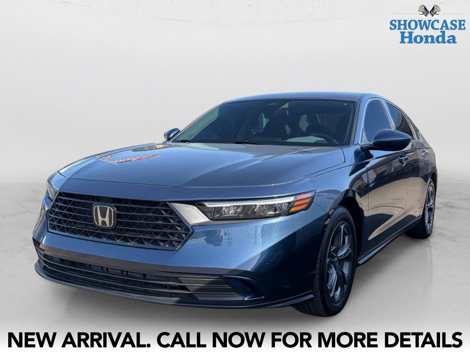 Used 2023 Honda Accord EX image 2