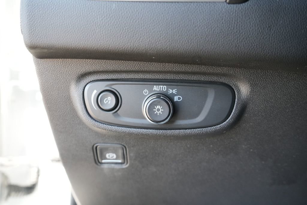 Used 2021 GMC Terrain SLE w/ Driver Convenience Package image 25