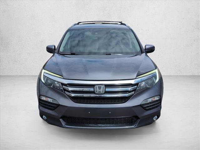 Used 2017 Honda Pilot Touring image 2