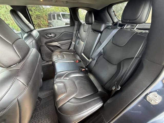 Used 2021 Jeep Cherokee Latitude Lux w/ Sun & Sound Group AWD/4WD image 13