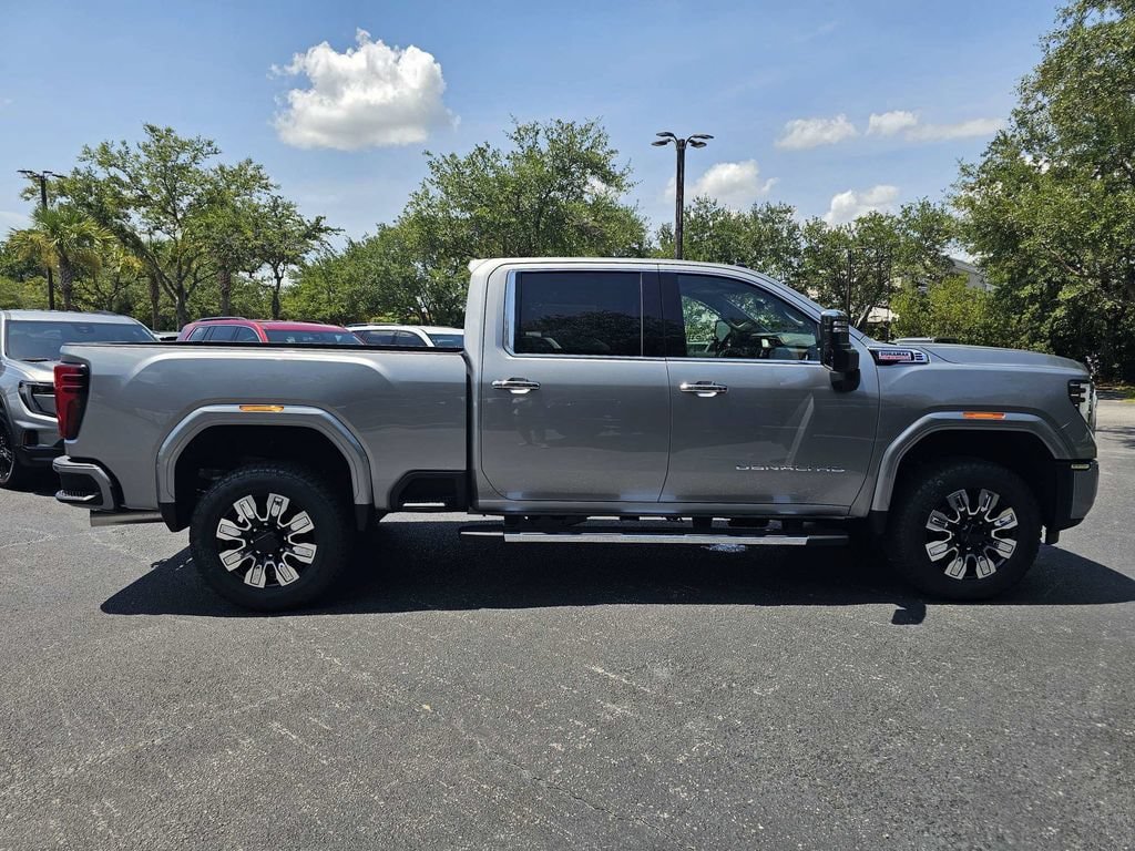 New 2026 GMC Sierra 2500 Denali w/ Denali Reserve Package AWD/4WD image 3