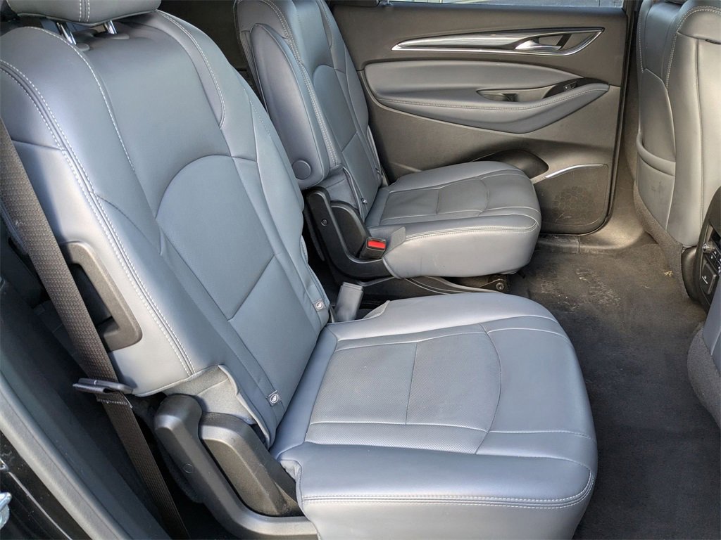 Used 2024 Buick Enclave Premium image 38