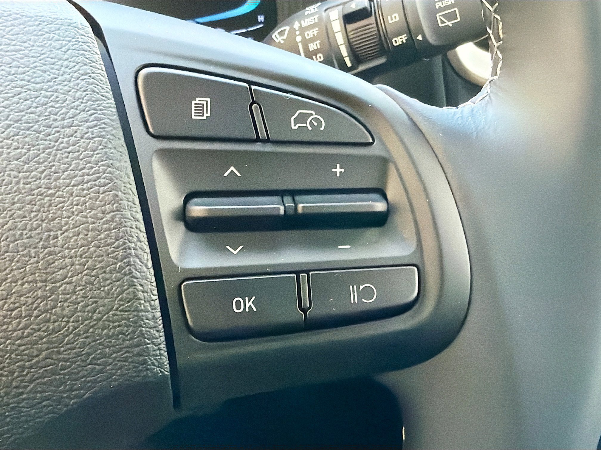 New 2026 Hyundai Venue SEL image 35