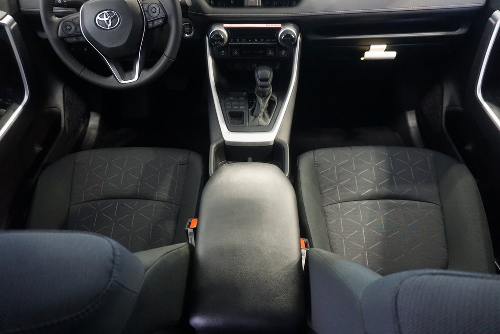 New 2025 Toyota RAV4 XLE image 32