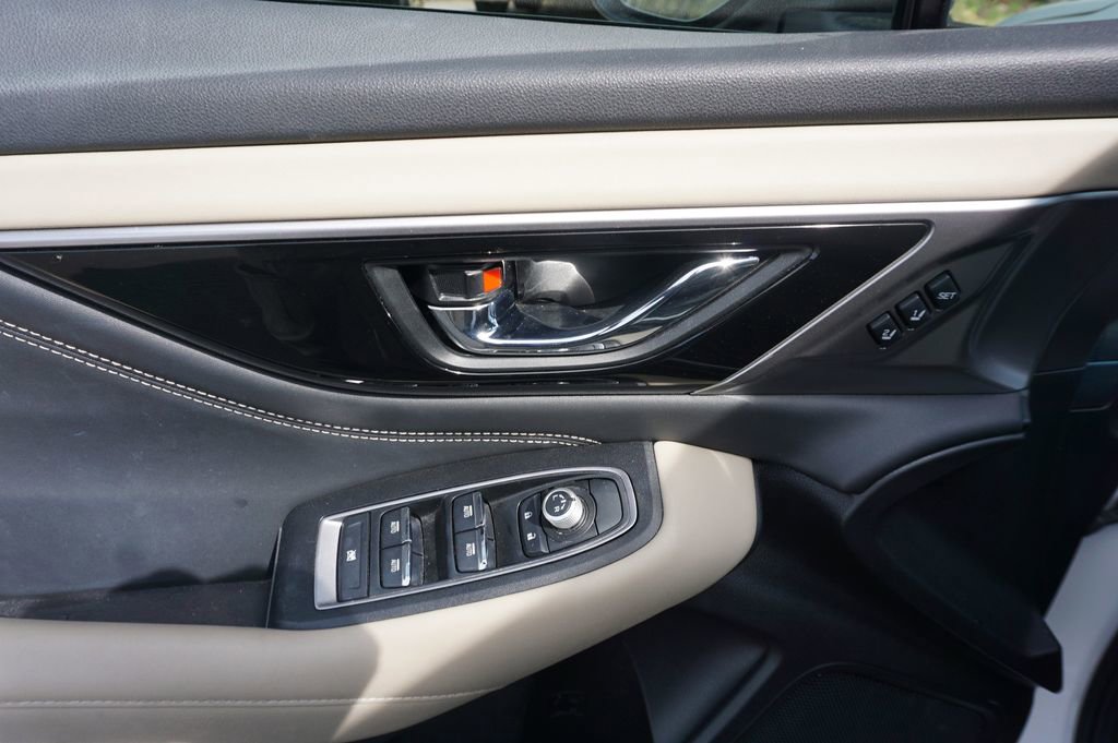 Used 2022 Subaru Outback Limited image 4