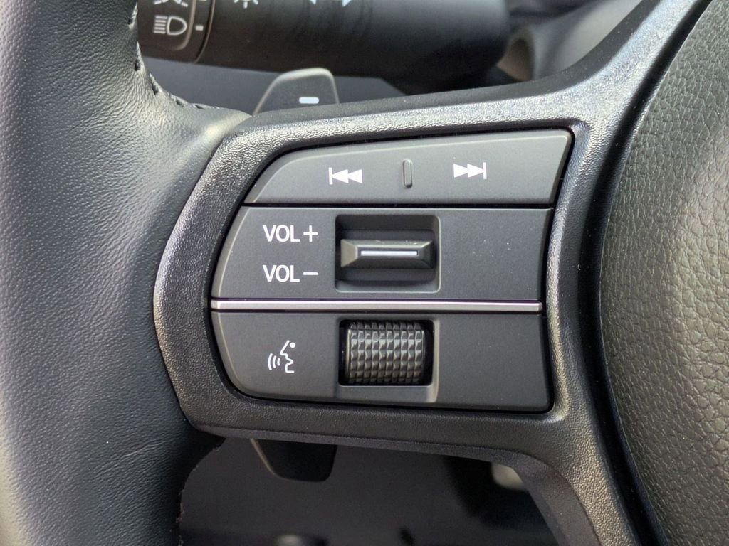 Certified 2025 Honda Accord EX-L image 10