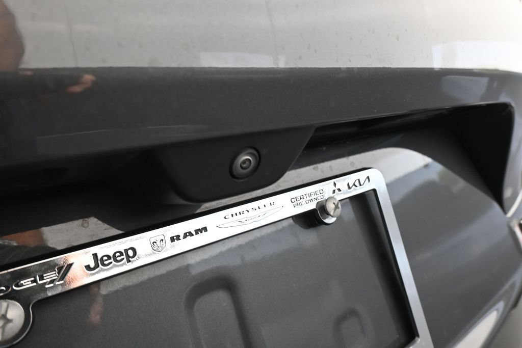 Used 2023 Jeep Grand Cherokee L Limited w/ Trailer Tow Group (B) RWD image 42