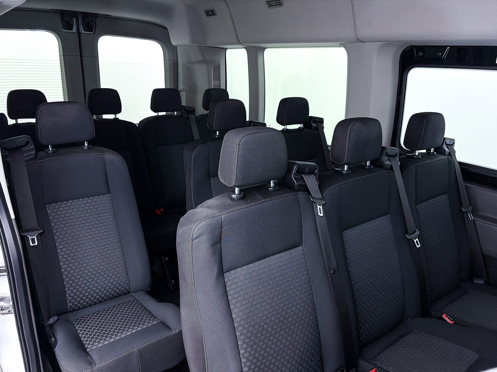 Used 2020 Ford Transit 350 XL image 34