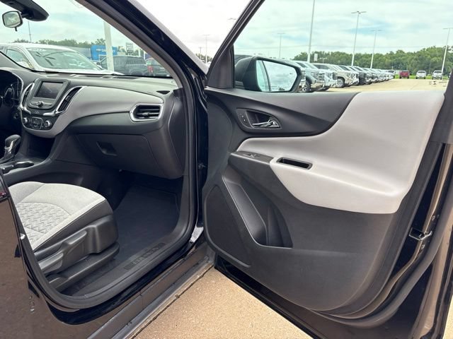 Used 2024 Chevrolet Equinox LS w/ LS Convenience Package FWD image 42