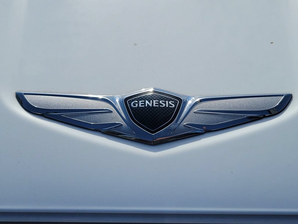 Used 2025 Genesis GV70 3.5T Sport w/ Sport Advanced Package AWD/4WD image 3