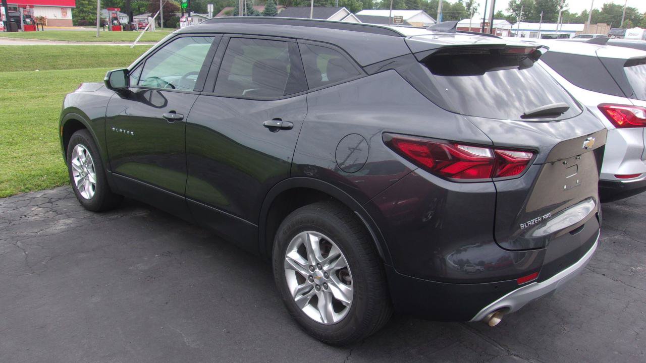 Used 2022 Chevrolet Blazer LT AWD/4WD image 2