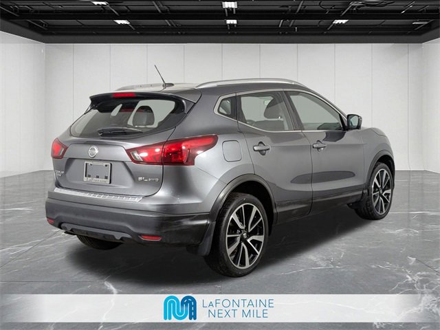 Used 2018 Nissan Rogue Sport SL w/ SL Premium Package image 5