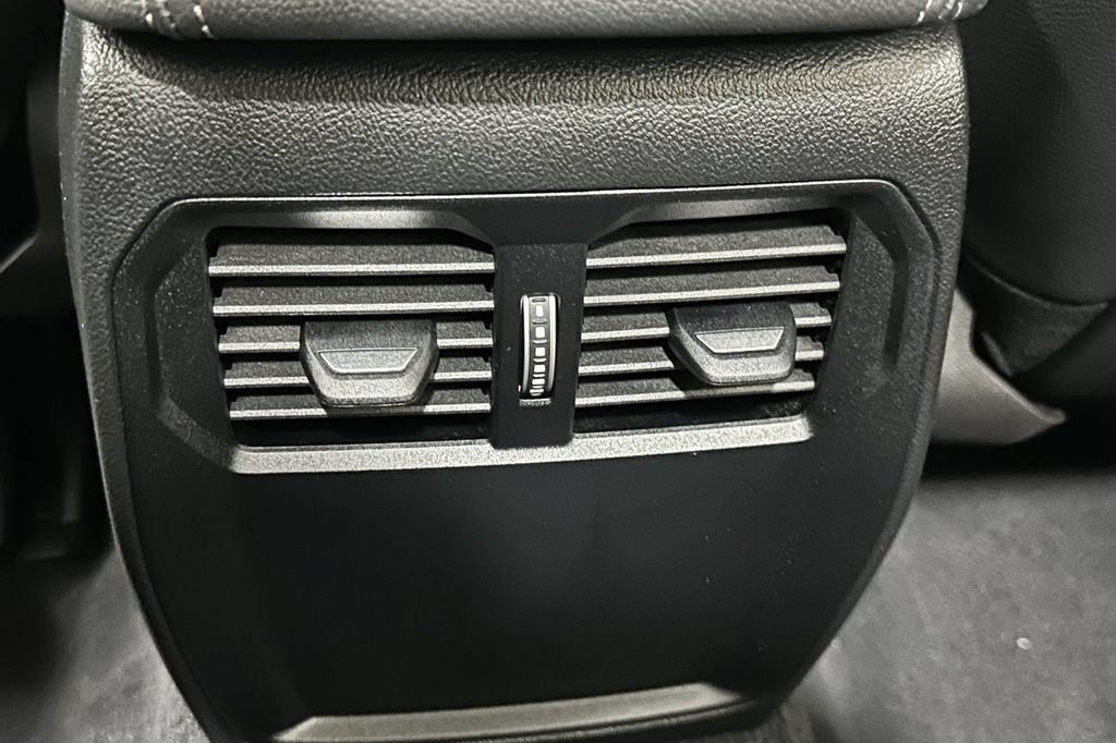 Used 2025 BMW 430i Convertible w/ Premium Package RWD image 15
