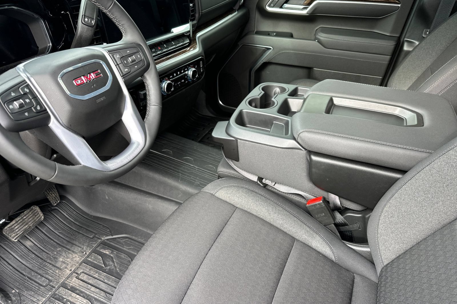 Used 2026 GMC Sierra 1500 Elevation AWD/4WD image 9