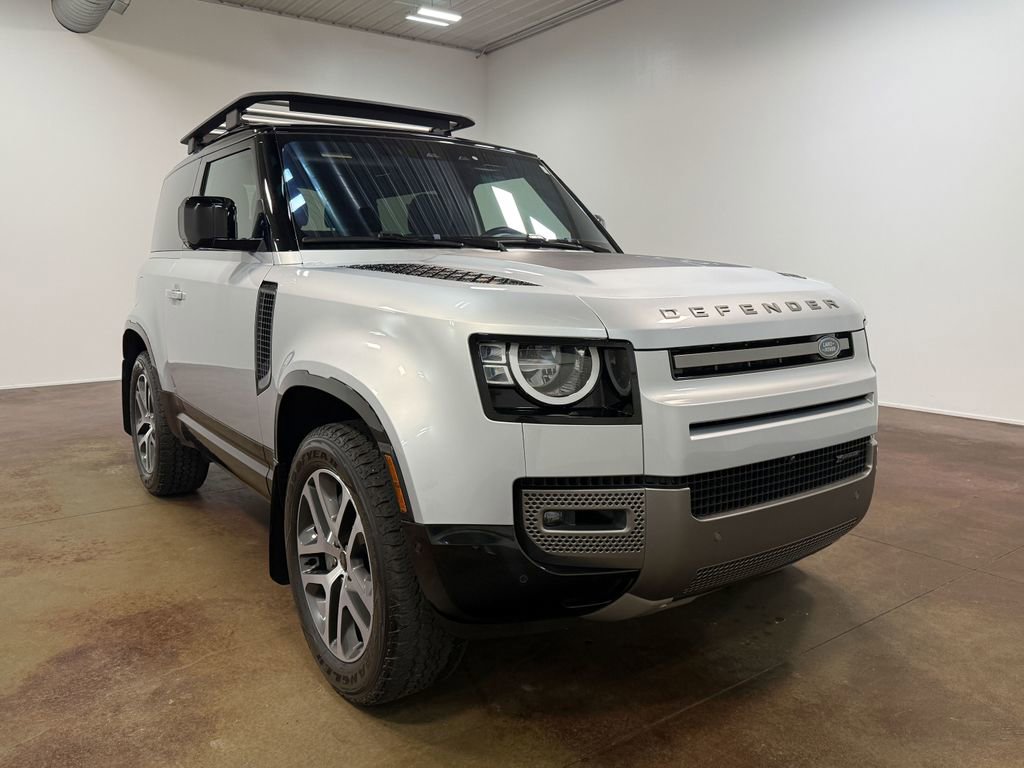Used 2022 Land Rover Defender 90 X-Dynamic S AWD/4WD image 27