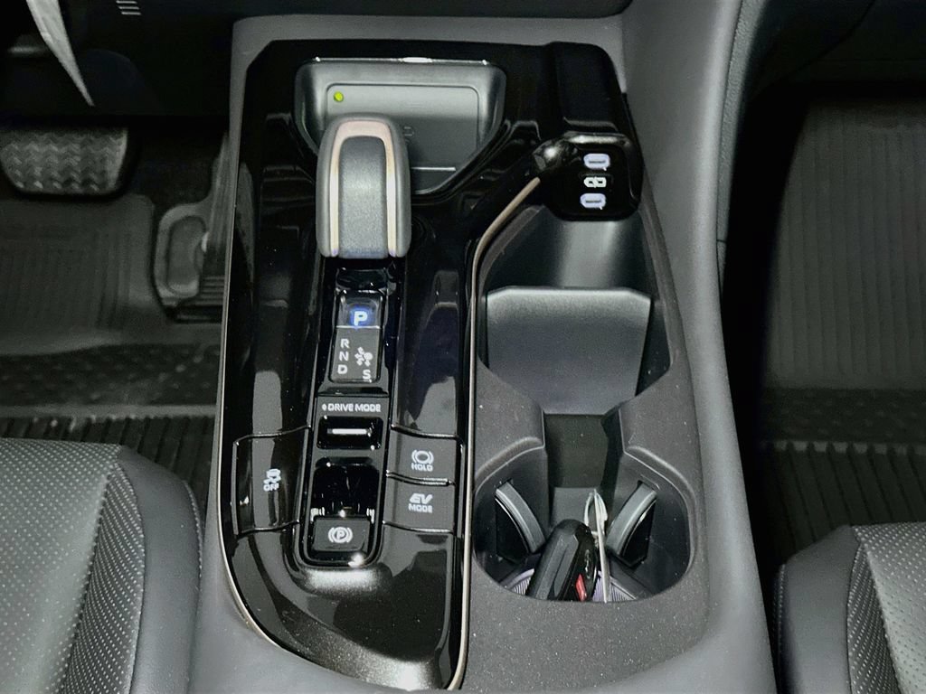 New 2026 Toyota Crown Signia AWD/4WD image 11
