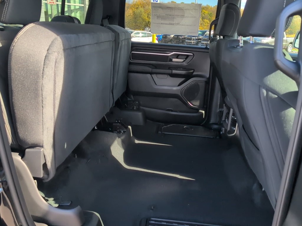 New 2026 RAM 1500 4x4 Crew Cab image 14