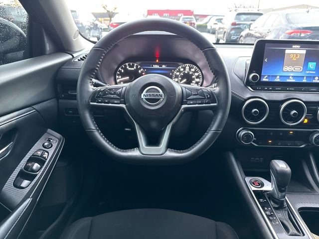 Used 2022 Nissan Sentra SV image 18