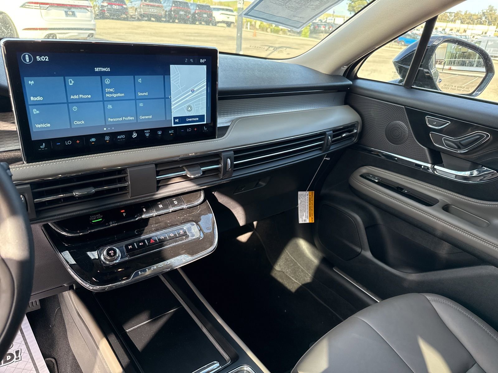 Used 2025 Lincoln Corsair FWD image 12