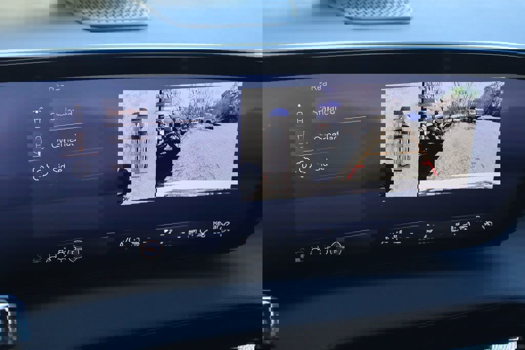 New 2025 Buick Enclave Preferred w/ LPO, Floor Liner Package image 15