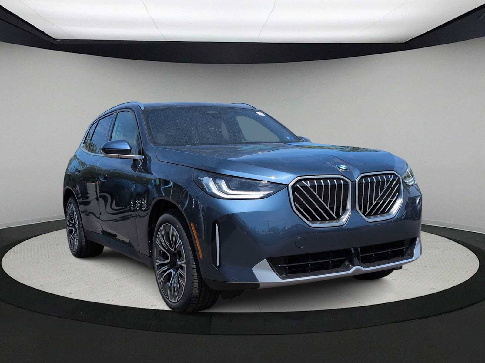 New 2025 BMW i4 xDrive40i AWD/4WD image 2