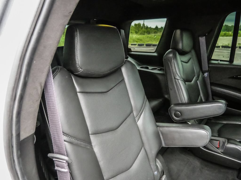 Used 2017 Cadillac Escalade Platinum AWD/4WD image 27