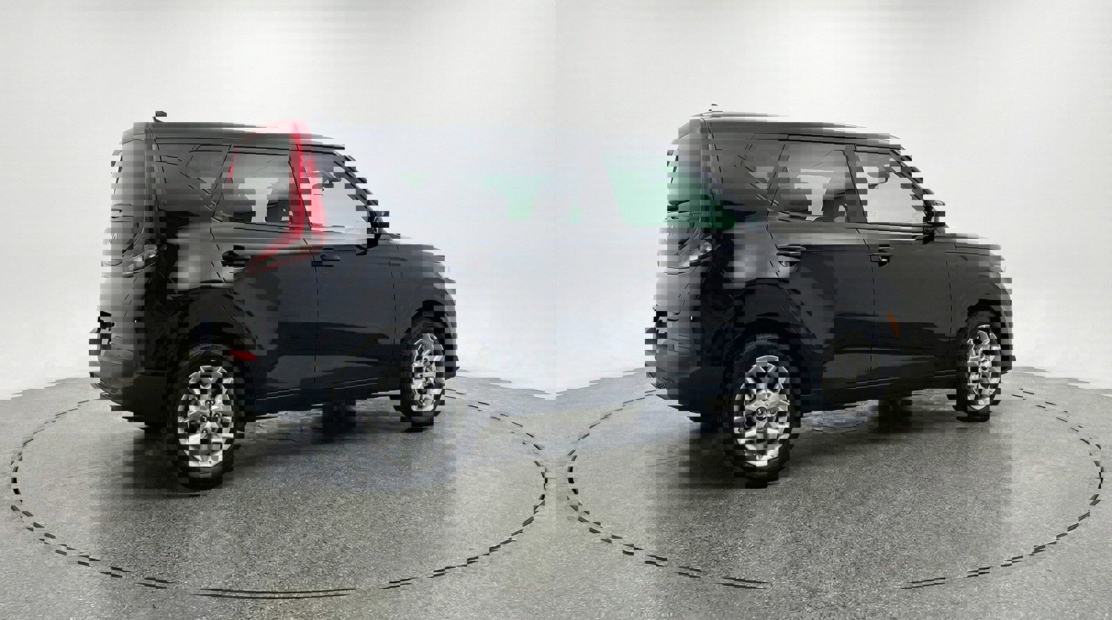 Used 2025 Kia Soul LX w/ LX Technology Package image 7