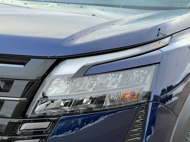 New 2026 Nissan Pathfinder SL image 39