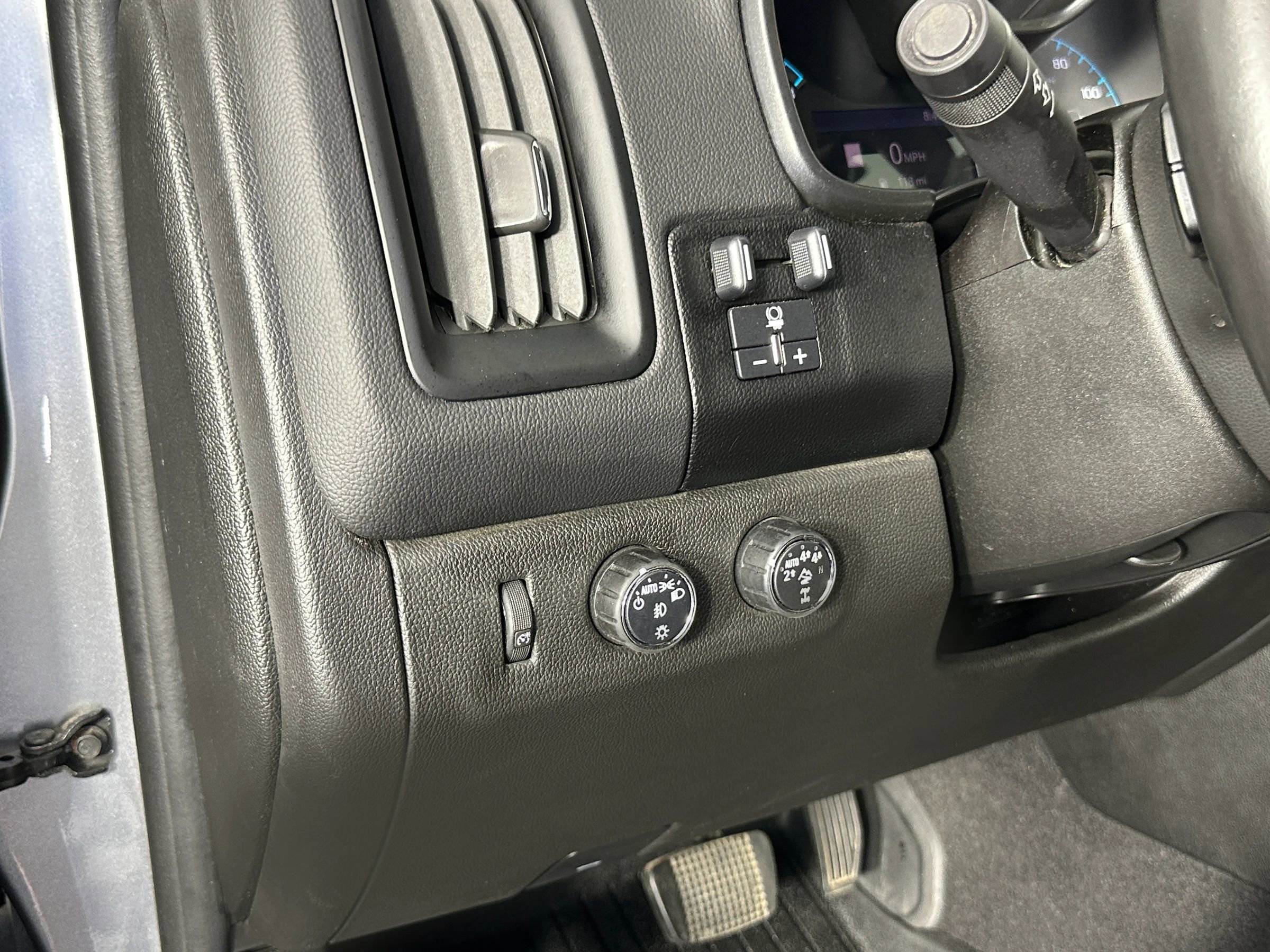 Used 2021 Chevrolet Colorado ZR2 w/ Colorado ZR2 Bison Edition AWD/4WD image 41