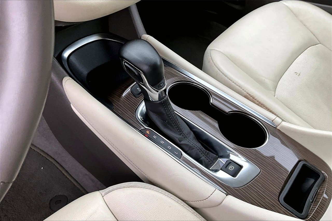 Used 2024 Chevrolet Malibu LT image 30