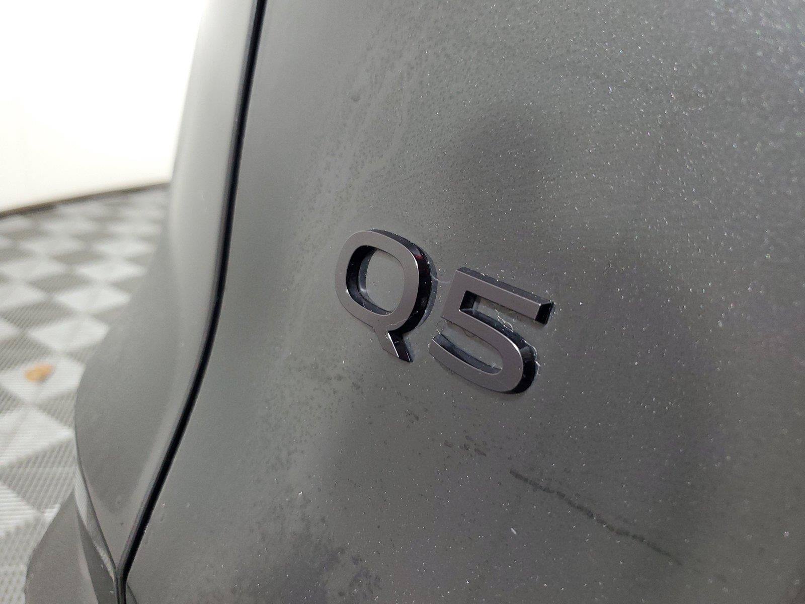 Certified 2025 Audi Q5 Premium Plus AWD/4WD image 8
