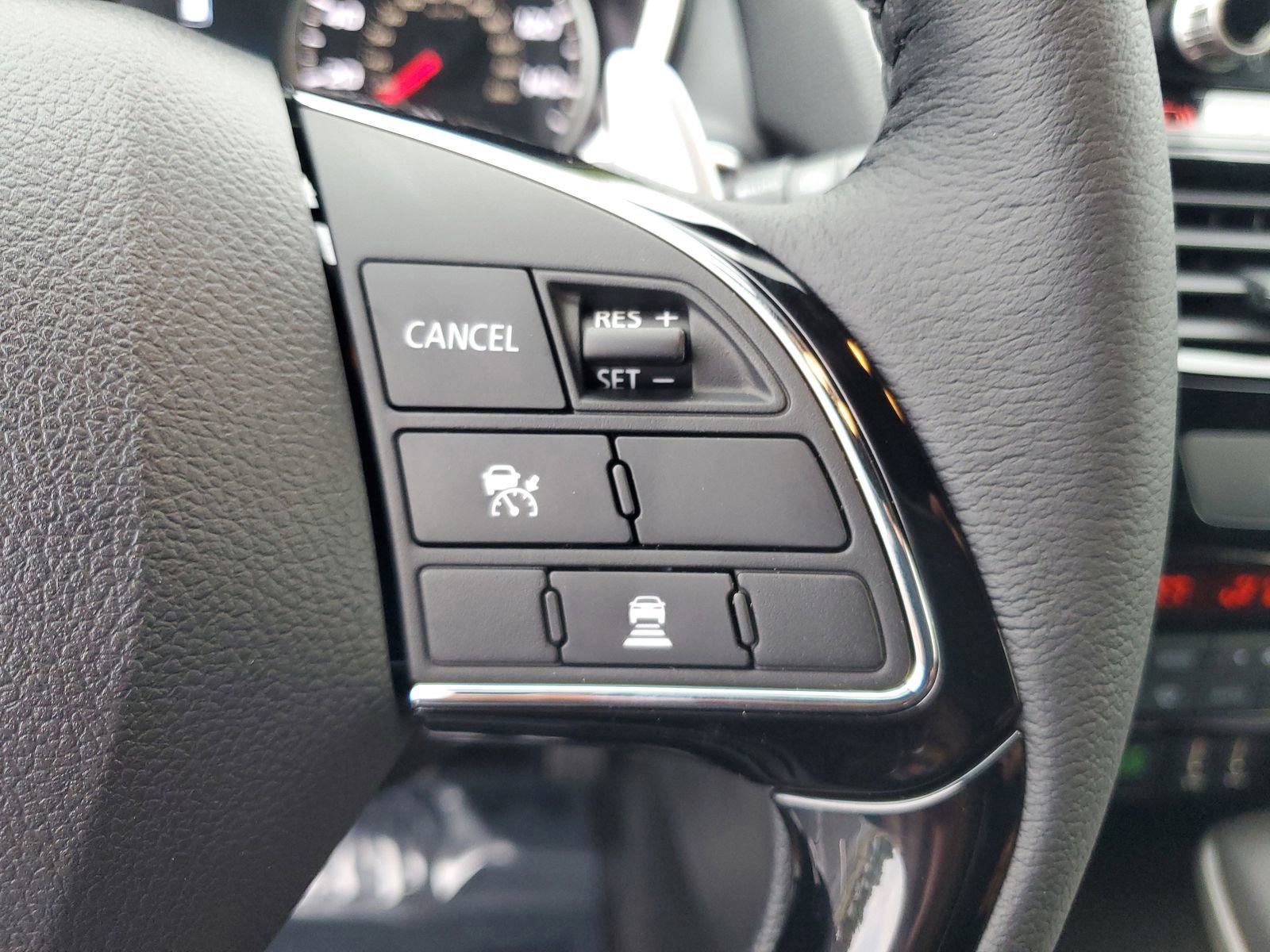 New 2026 Mitsubishi Eclipse Cross SEL image 13