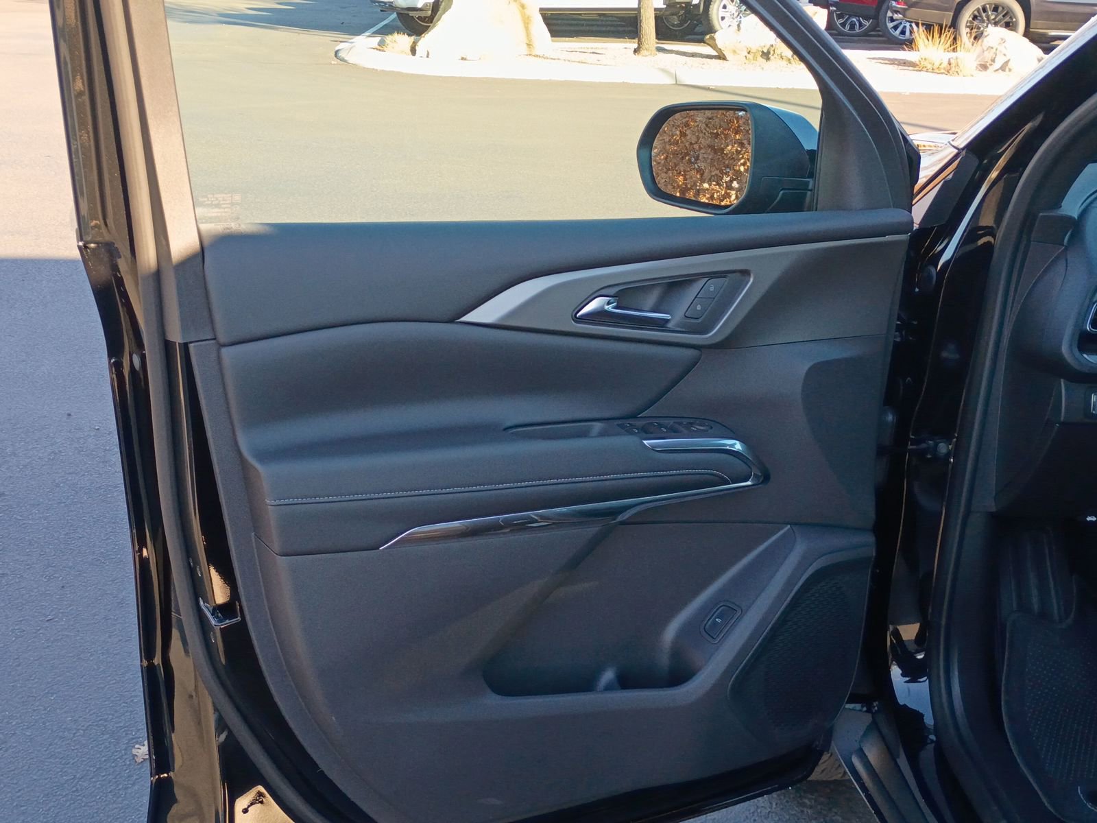 New 2026 Chevrolet Traverse LT w/ Midnight/Sport Edition image 29