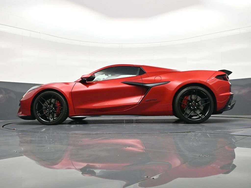 Used 2026 Chevrolet Corvette Z06 image 23