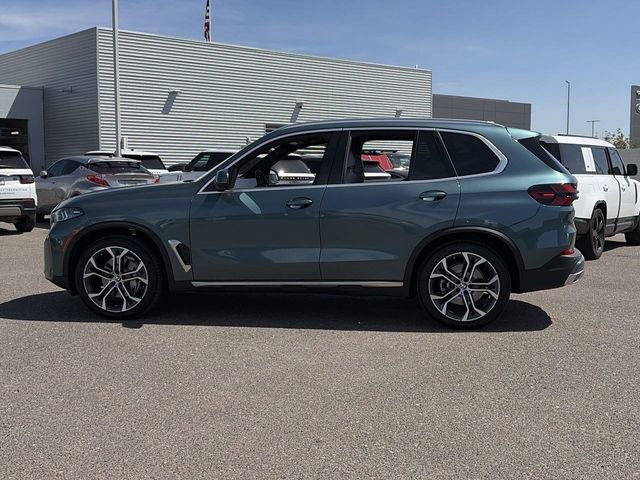 Used 2026 BMW X5 xDrive40i w/ Premium Package AWD/4WD image 9