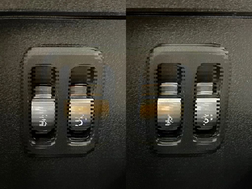 Used 2024 Mercedes-Benz C 63 AMG S image 27