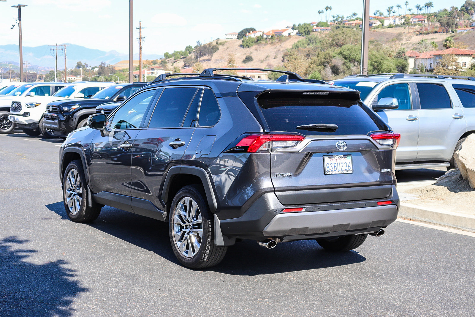 Certified 2020 Toyota RAV4 Limited FWD image 6