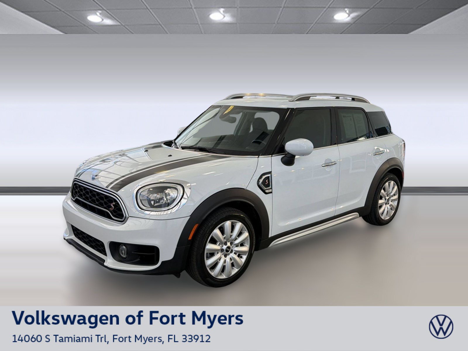 Used 2020 MINI Cooper Countryman S FWD image 1