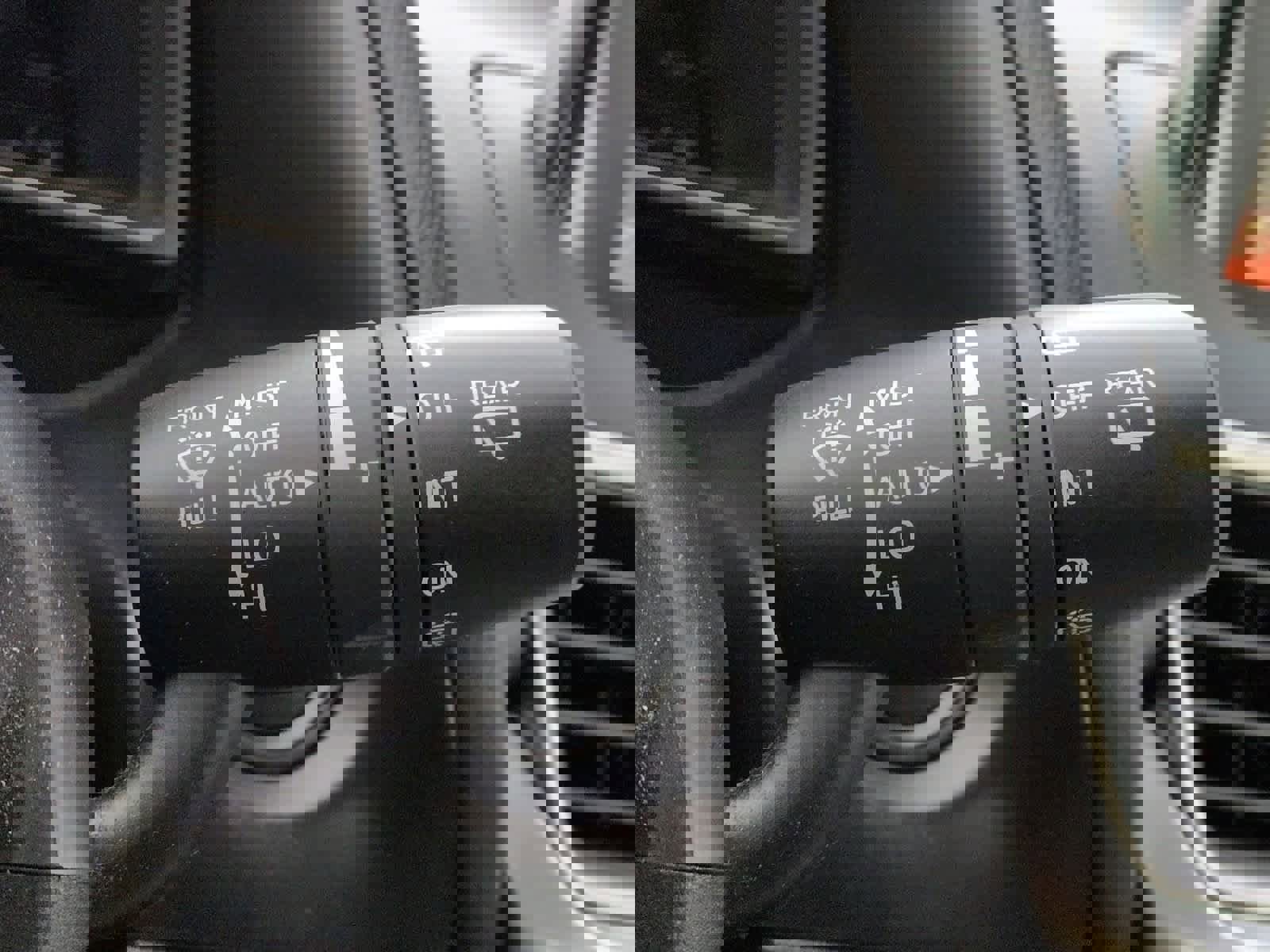 Used 2017 MAZDA MAZDA3 Touring image 28