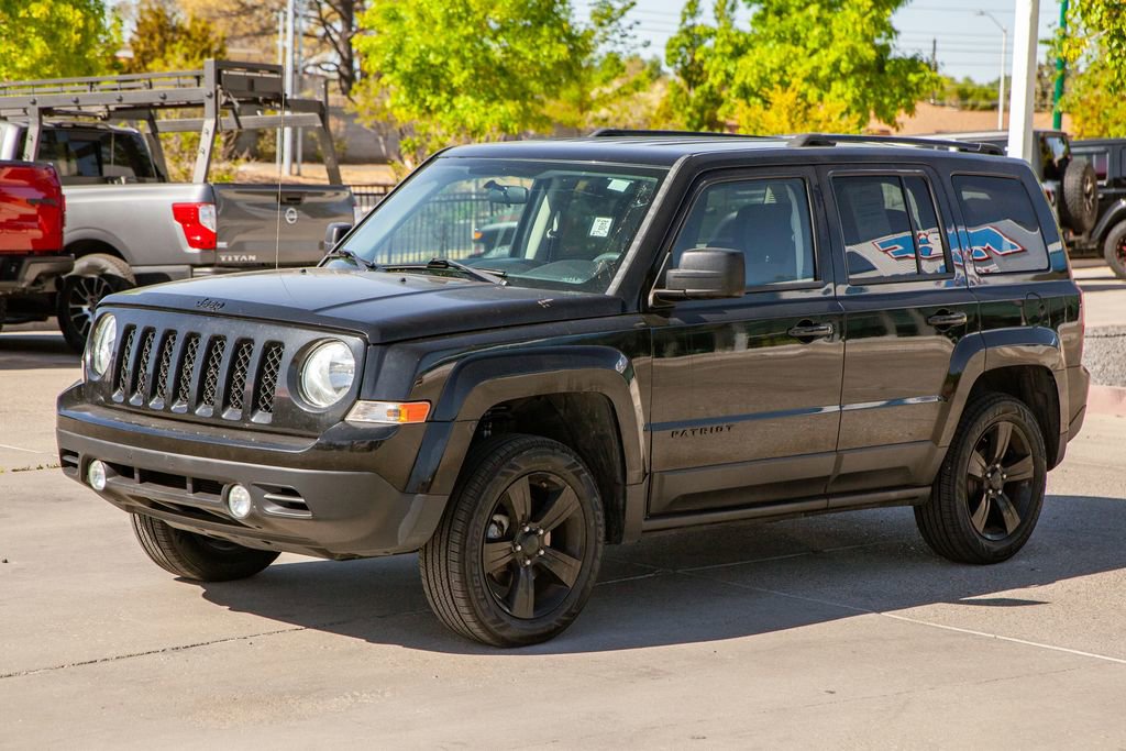 Used 2015 Jeep Patriot Sport w/ Power Value Group FWD image 9