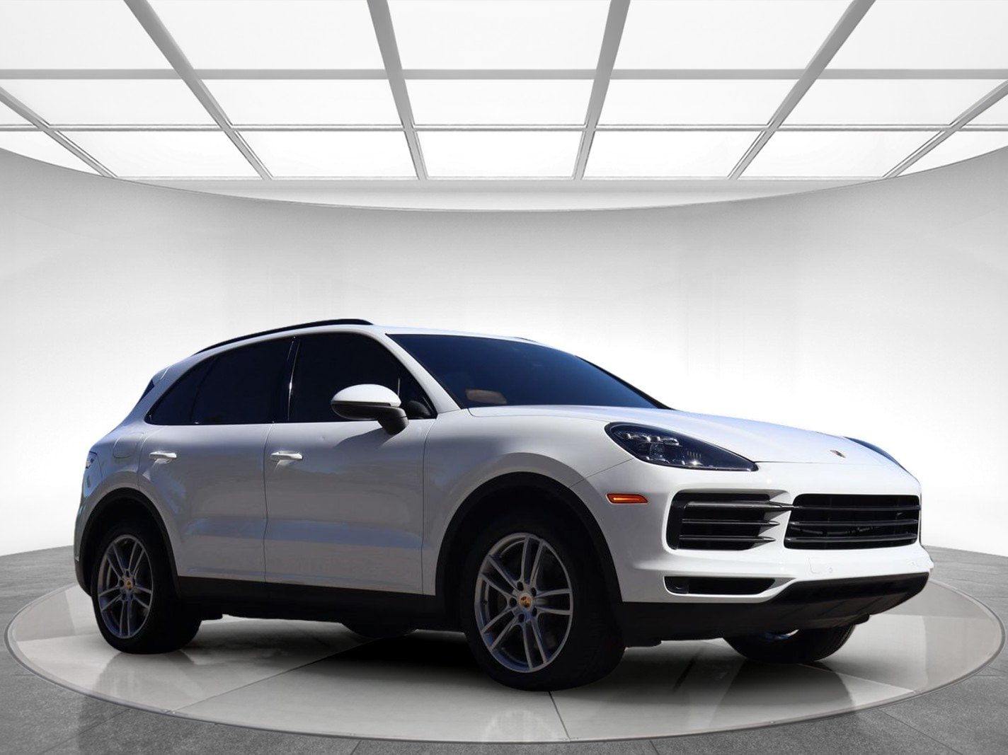 Used 2019 Porsche Cayenne S w/ Premium Plus Package AWD/4WD image 3