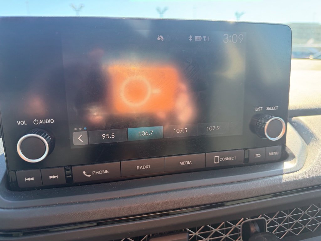 Used 2023 Honda Accord EX image 10