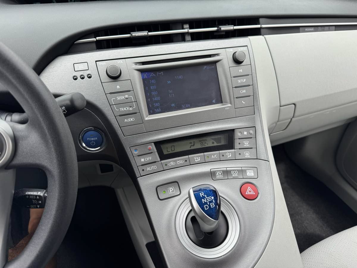 Used 2013 Toyota Prius Two FWD image 27