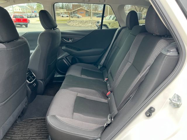 Used 2024 Subaru Outback Premium image 5
