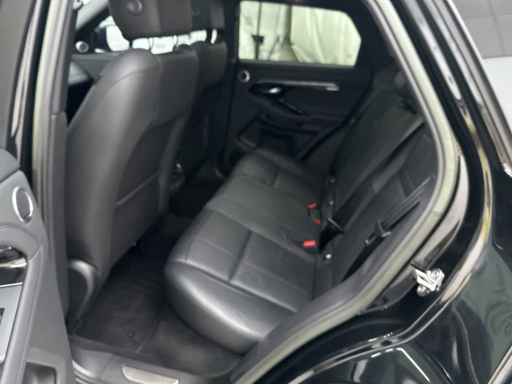 Used 2023 Land Rover Range Rover Evoque R-Dynamic SE image 24